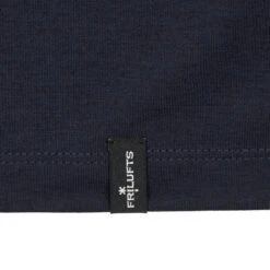 FRILUFTS MATHRAKI PRINTED T-SHIRT Herren Funktionsshirt DARK SAPPHIRE BIKE EQUIPMENT 5 FRILUFTS MATHRAKI PRINTED T-SHIRT Herren Funktionsshirt DARK SAPPHIRE BIKE EQUIPMENT -Frilufts Angebote Store 5637968775 c mathraki printed tshirt frilufts 24